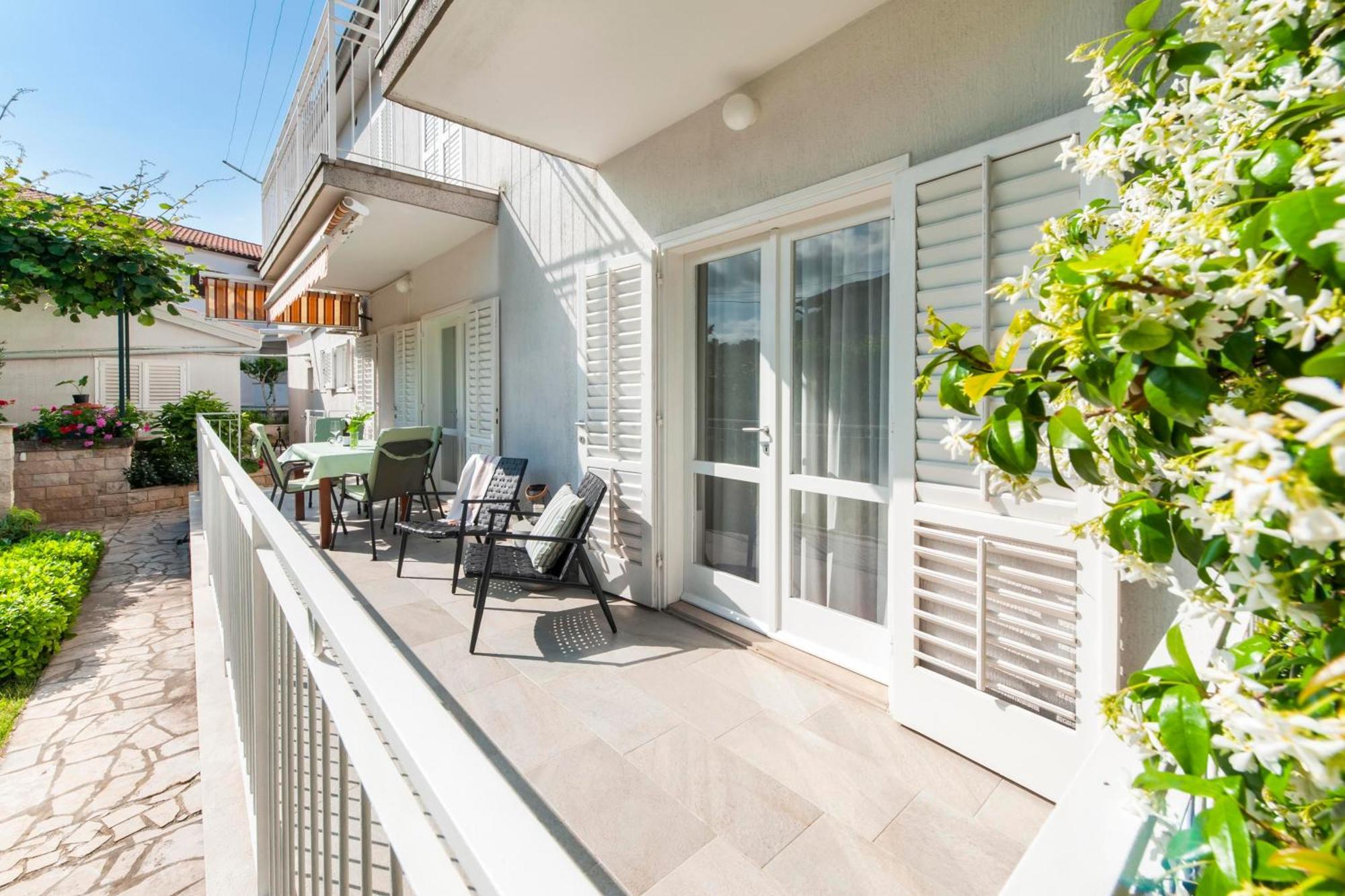 Apartments Magnolia Rovinj Exterior photo