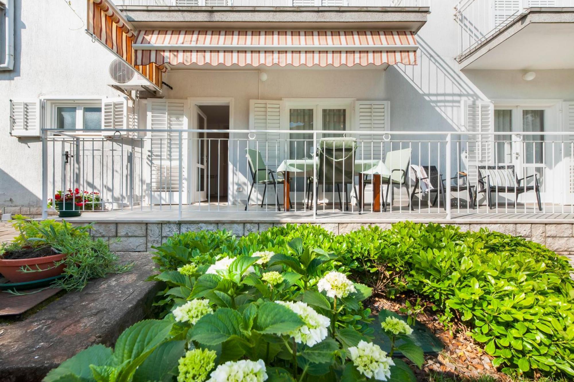 Apartments Magnolia Rovinj Exterior photo