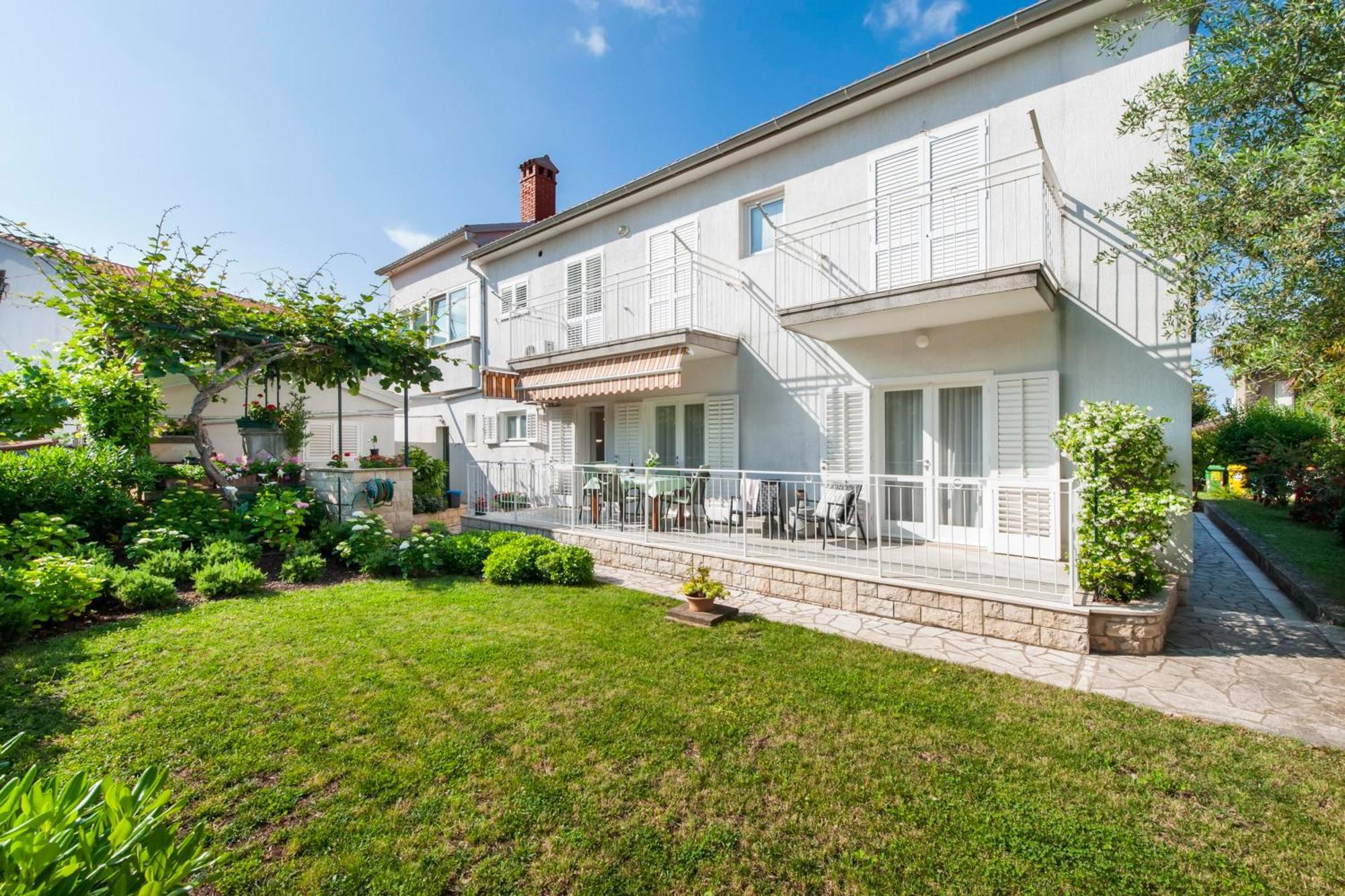 Apartments Magnolia Rovinj Exterior photo